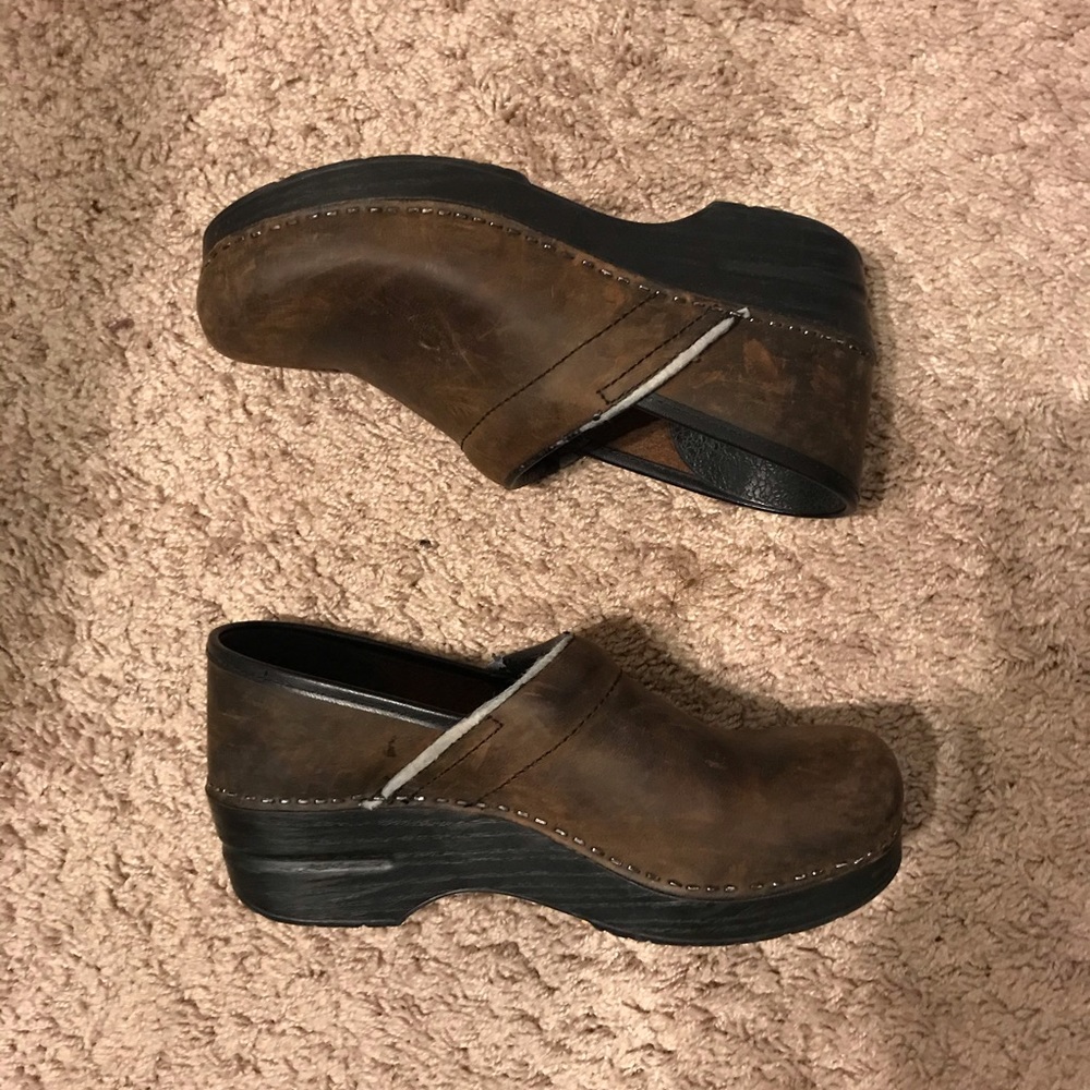 Gently used dark brown Danskos